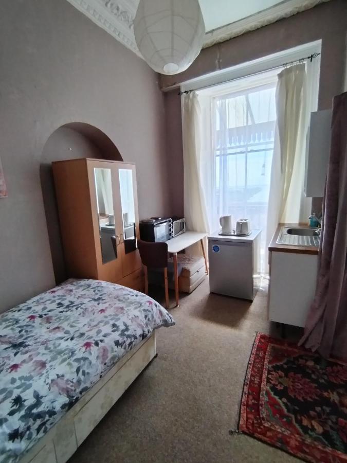 Sea View Studio Flat With Balcony, Parking Dover Exterior photo