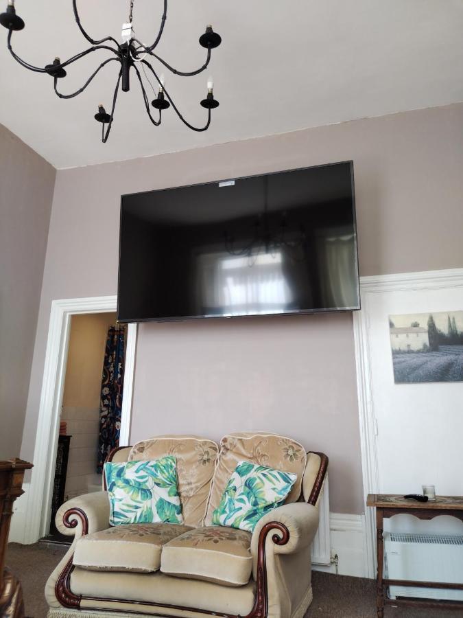 Sea View Studio Flat With Balcony, Parking Dover Exterior photo